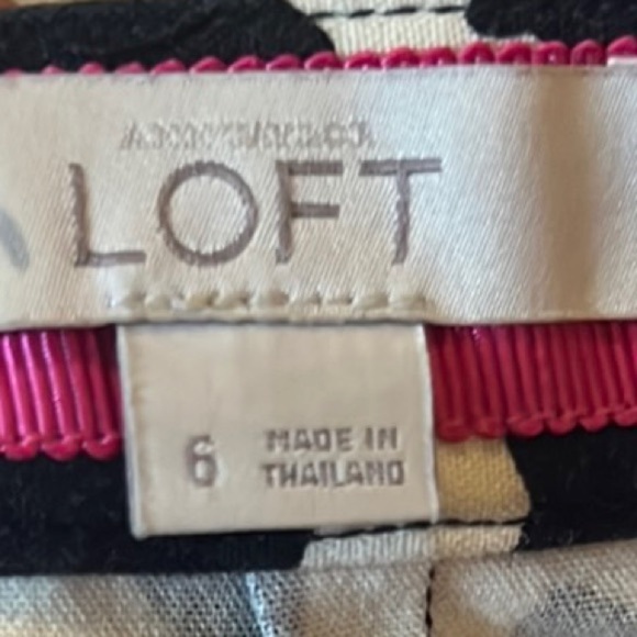 Loft Floral Black and White Floral Skirt size 6 - Picture 2 of 12